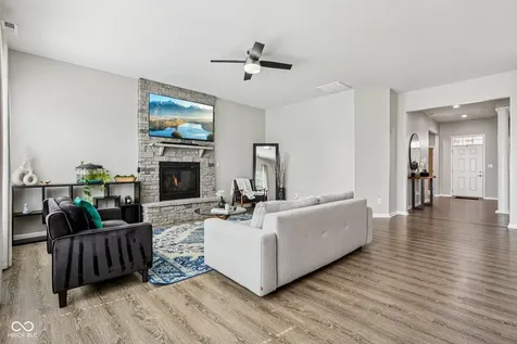 15123 Bentfield Court Fishers IN 46037
