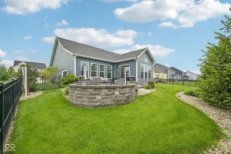 15123 Bentfield Court Fishers IN 46037