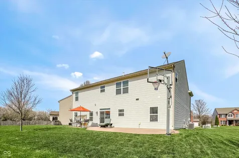 1293 Blue Haven Way Greenwood IN 46143