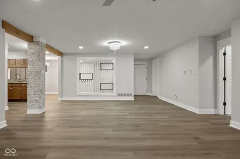 8650 Jaffa Court West Drive Indianapolis IN 46260