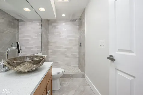 8650 Jaffa Court West Drive Indianapolis IN 46260