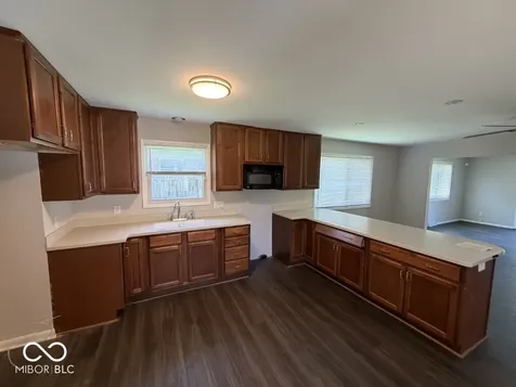 8238 E 11th Street Indianapolis IN 46219