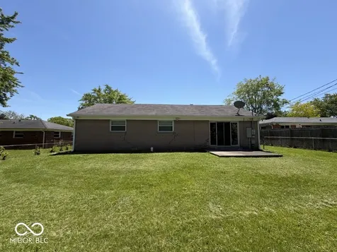 8238 E 11th Street Indianapolis IN 46219
