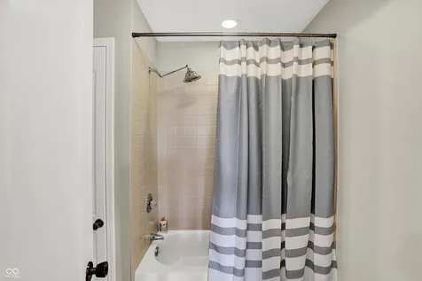 8148 Shoreridge Terrace Indianapolis IN 46236