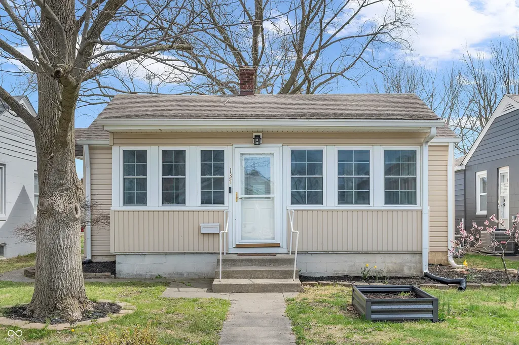 137 N 4th Avenue Beech Grove IN 46107