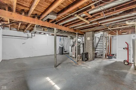 137 N 4th Avenue Beech Grove IN 46107