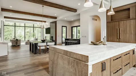 4435 Strathmore Lane Zionsville IN 46077