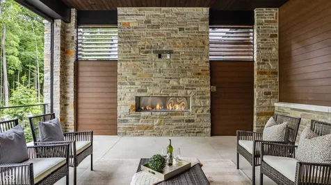4435 Strathmore Lane Zionsville IN 46077