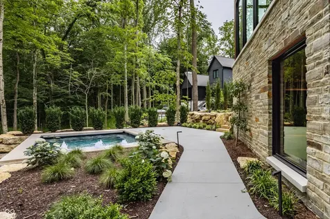 4435 Strathmore Lane Zionsville IN 46077