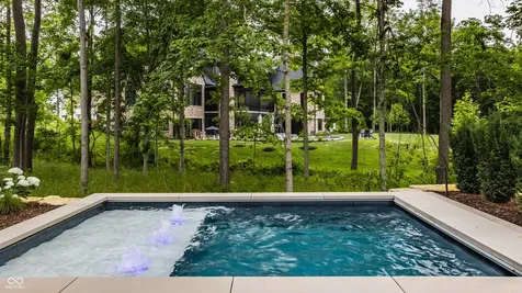4435 Strathmore Lane Zionsville IN 46077