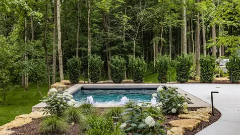 4435 Strathmore Lane Zionsville IN 46077