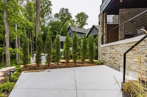 4435 Strathmore Lane Zionsville IN 46077