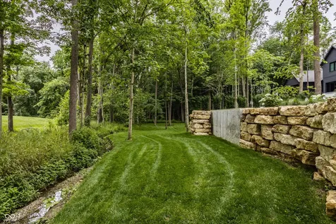 4435 Strathmore Lane Zionsville IN 46077