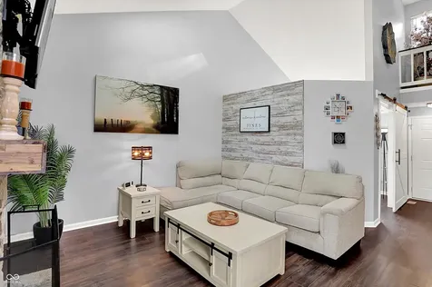 9583 Bay Vista West Drive Indianapolis IN 46250