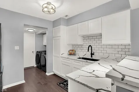 9583 Bay Vista West Drive Indianapolis IN 46250