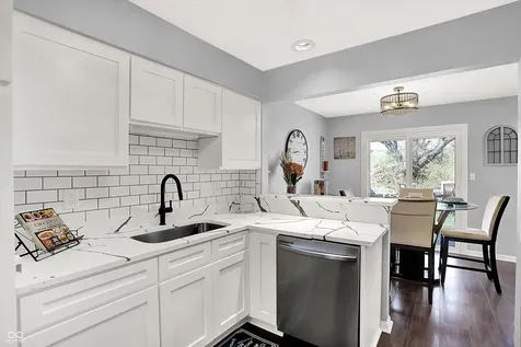9583 Bay Vista West Drive Indianapolis IN 46250