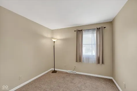 2430 Westline Drive Columbus IN 47203