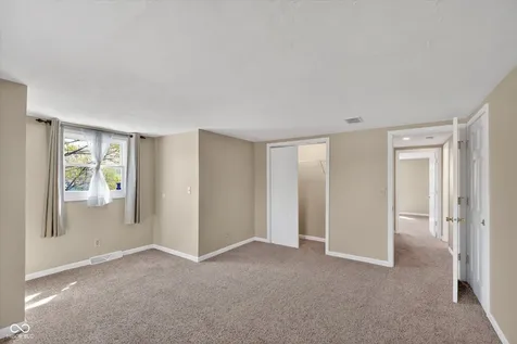 2430 Westline Drive Columbus IN 47203