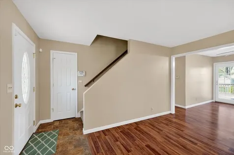 2430 Westline Drive Columbus IN 47203