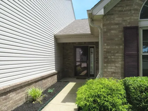 1243 Blue Bird Drive Indianapolis IN 46231