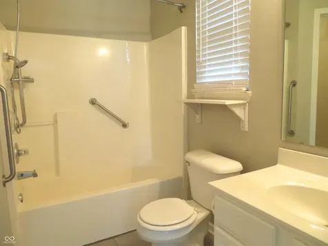1243 Blue Bird Drive Indianapolis IN 46231
