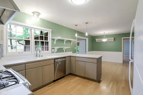 3301 Melbourne Road South Drive Indianapolis IN 46228