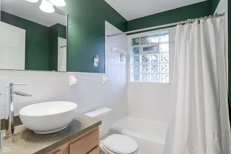 3301 Melbourne Road South Drive Indianapolis IN 46228