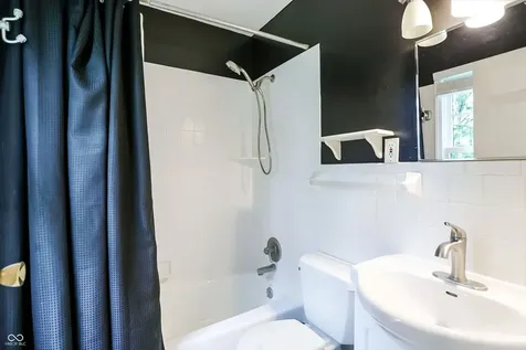 3301 Melbourne Road South Drive Indianapolis IN 46228