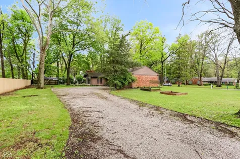 3301 Melbourne Road South Drive Indianapolis IN 46228