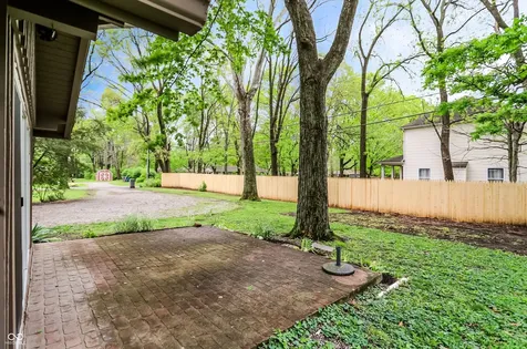 3301 Melbourne Road South Drive Indianapolis IN 46228