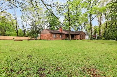3301 Melbourne Road South Drive Indianapolis IN 46228