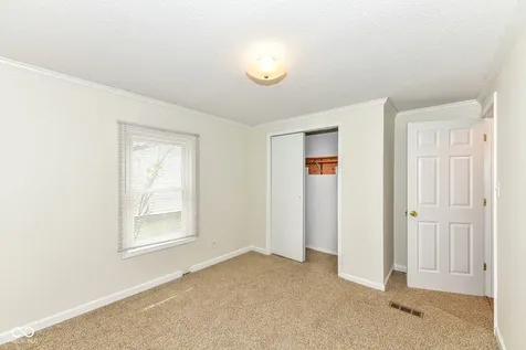 25 Myrenia Avenue Ingalls IN 46048