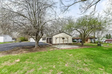 25 Myrenia Avenue Ingalls IN 46048