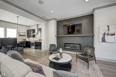 162 Midland Trace Loop Westfield IN 46074