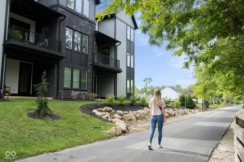 162 Midland Trace Loop Westfield IN 46074
