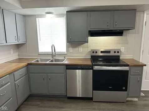 9306 Granville Lane Indianapolis IN 46229