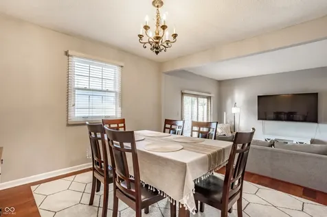 105 Carmelaire Drive Carmel IN 46032
