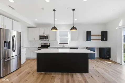 15514 Wayne Way Westfield IN 46074