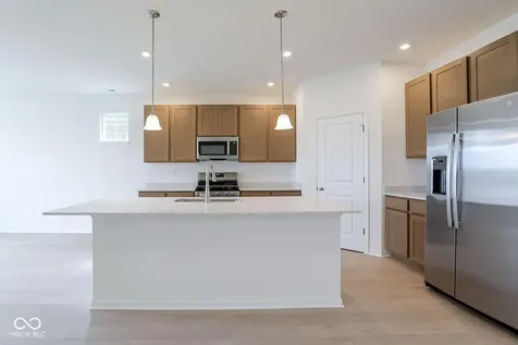 7215 Rose Hill Avenue Brownsburg IN 46112