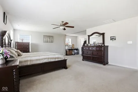 516 Dietz Drive Greenwood IN 46143