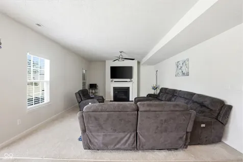516 Dietz Drive Greenwood IN 46143