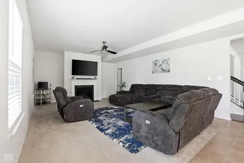 516 Dietz Drive Greenwood IN 46143