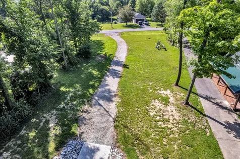 656 Jefferson Valley Coatesville IN 46121