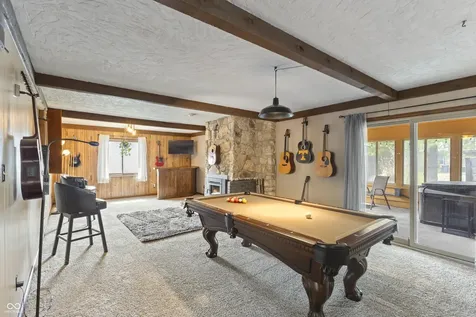 302 Maple Court Greenfield IN 46140