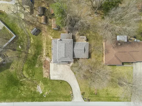 302 Maple Court Greenfield IN 46140