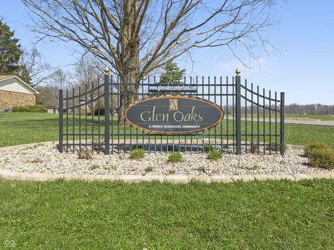 302 Maple Court Greenfield IN 46140