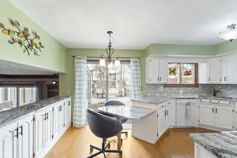 302 Maple Court Greenfield IN 46140