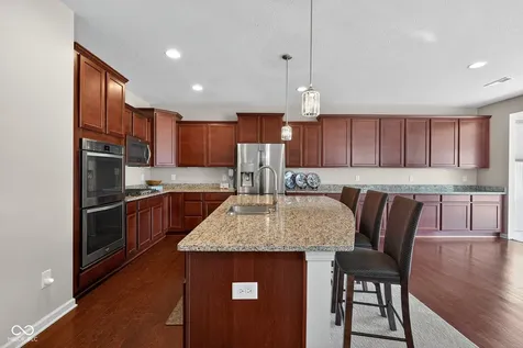 6121 Marigold Court Whitestown IN 46075