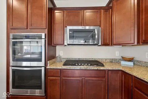 6121 Marigold Court Whitestown IN 46075