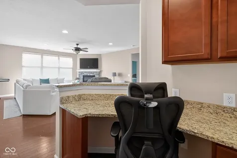 6121 Marigold Court Whitestown IN 46075